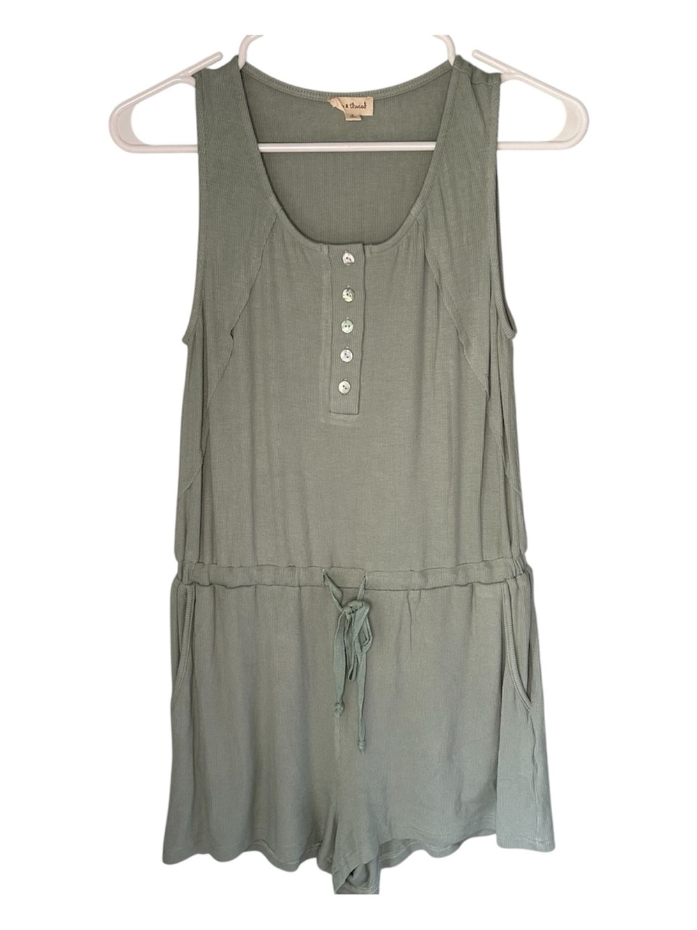 Hem & Thread Boutique Romper Soft Pockets Small New Without Tag